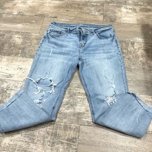 Old navy boyfriend straight distressed jeans